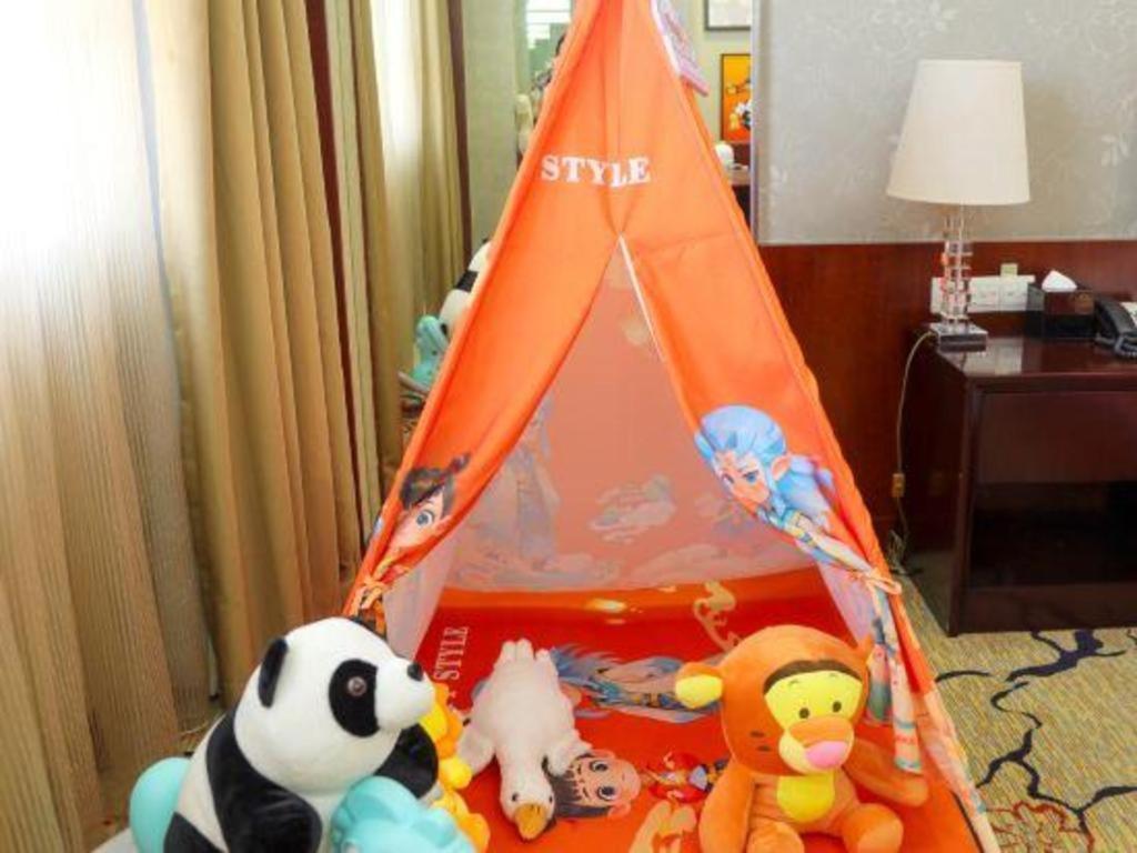 Eurasia International Hotel Dongguan  Zewnętrze zdjęcie