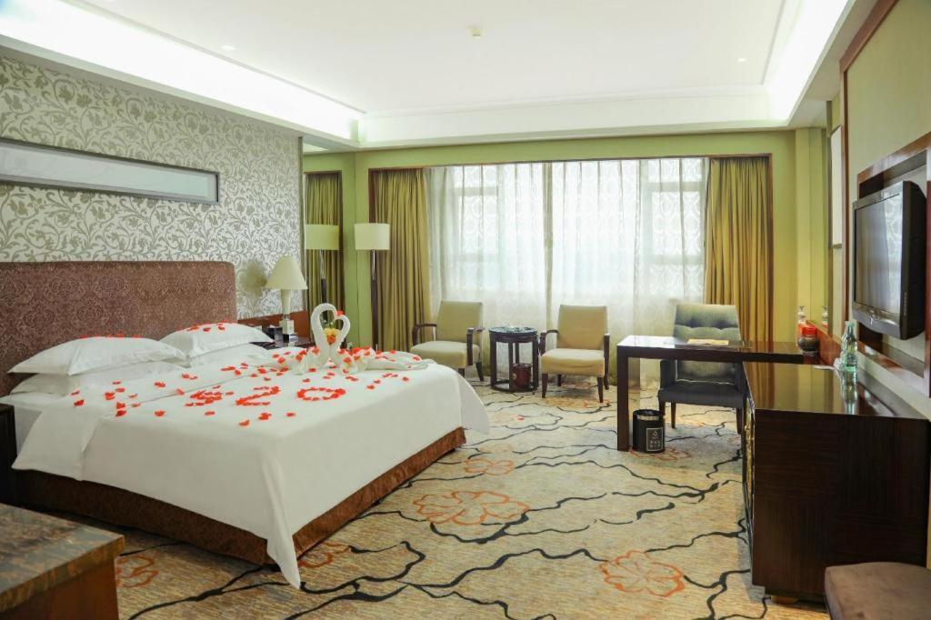 Eurasia International Hotel Dongguan  Zewnętrze zdjęcie