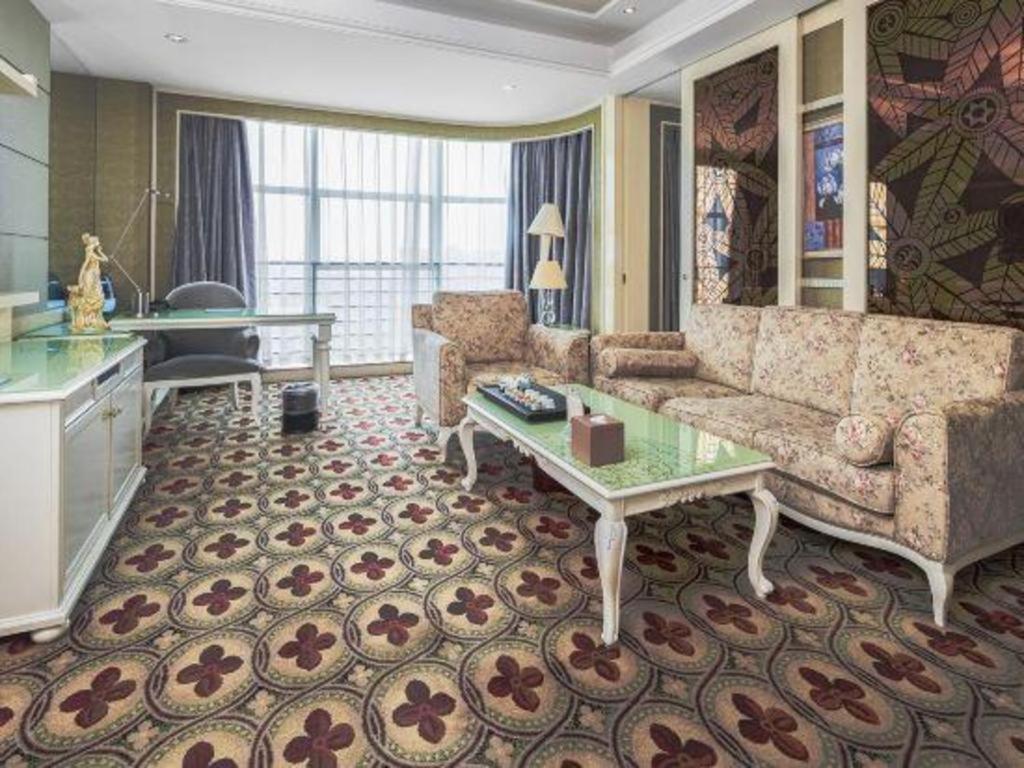 Eurasia International Hotel Dongguan  Zewnętrze zdjęcie