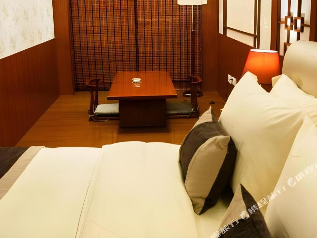 Eurasia International Hotel Dongguan  Zewnętrze zdjęcie