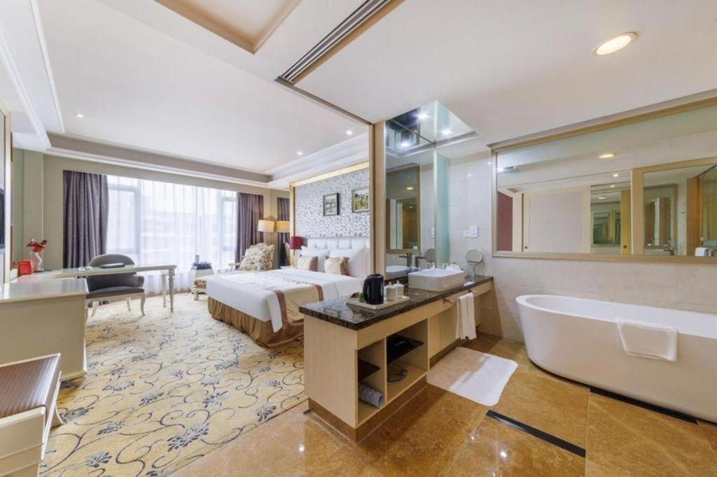 Eurasia International Hotel Dongguan  Zewnętrze zdjęcie